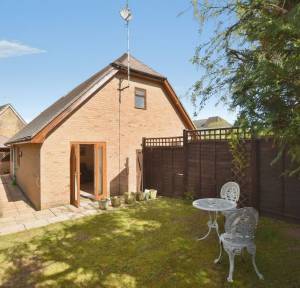 3 Bedroom House for sale in Pear Tree Drive, Salisbury