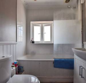4 Bedroom House for sale in Clifton Road, Salisbury