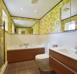 4 Bedroom House for sale in Church Road, Salisbury