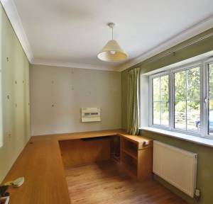 4 Bedroom House for sale in Church Road, Salisbury