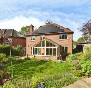 4 Bedroom House for sale in Church Road, Salisbury