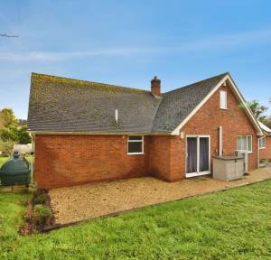 1 Bedroom Bungalow for sale in Livery Road, Salisbury