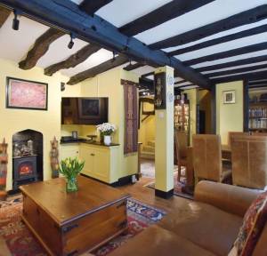 3 Bedroom House for sale in St. Johns Street, Salisbury