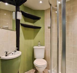 3 Bedroom House for sale in St. Johns Street, Salisbury