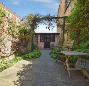 3 Bedroom House for sale in St. Johns Street, Salisbury
