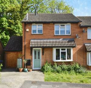 3 Bedroom House for sale in Swallowmead, Salisbury