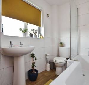 3 Bedroom House for sale in Swallowmead, Salisbury