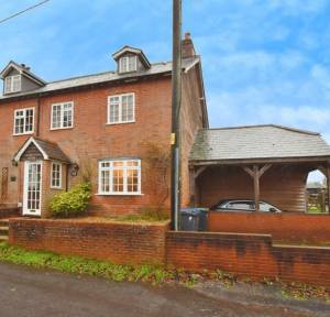 3 Bedroom House for sale in Chapel Hill, Salisbury