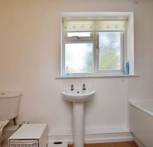 5 Bedroom House for sale in Saxon Leas, Salisbury