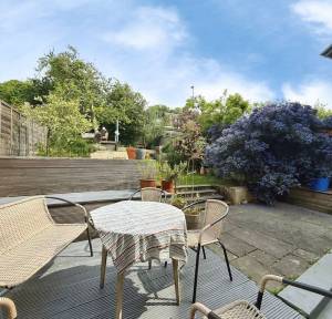 3 Bedroom House for sale in St. Marks Road, Salisbury
