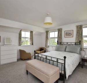 5 Bedroom House for sale in The Ridge, Salisbury