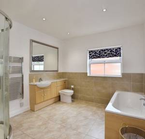 5 Bedroom House for sale in The Ridge, Salisbury