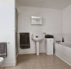 5 Bedroom House for sale in The Ridge, Salisbury