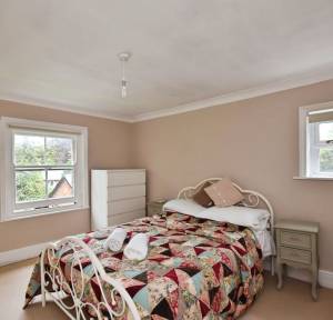 3 Bedroom House for sale in Morgans Vale Road, Salisbury