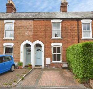 2 Bedroom House for sale in Park Street, Salisbury
