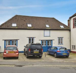 3 Bedroom House for sale in 2a Tollgate Road, Salisbury