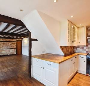 3 Bedroom House for sale in 2a Tollgate Road, Salisbury