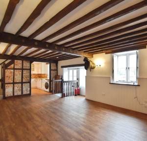 3 Bedroom House for sale in 2a Tollgate Road, Salisbury