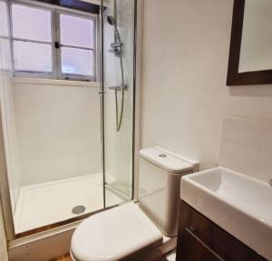 3 Bedroom House for sale in 2a Tollgate Road, Salisbury