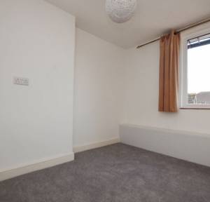 2 Bedroom Flat for sale in Winchester Street, Salisbury