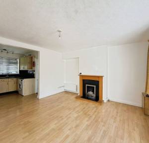 3 Bedroom House for sale in Tournament Road, Salisbury