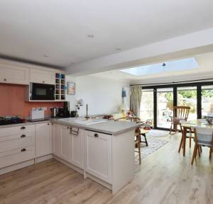 3 Bedroom House for sale in Courtwood Close, Salisbury