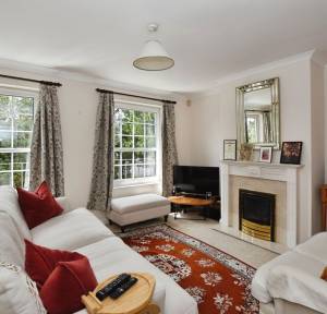 3 Bedroom House for sale in Courtwood Close, Salisbury