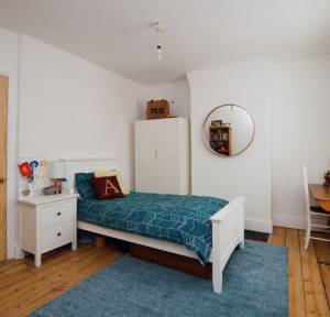 3 Bedroom House for sale in College Street, Salisbury