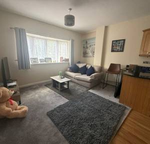 2 Bedroom Flat for sale in Roman Road, Salisbury