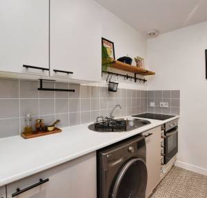 1 Bedroom Flat for sale in 11 Charnwood Road, Salisbury