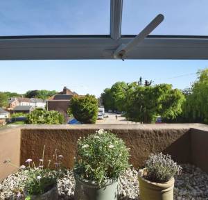 1 Bedroom Flat for sale in 11 Charnwood Road, Salisbury
