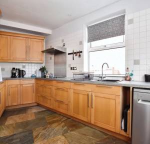4 Bedroom House for sale in Tollgate Road, Salisbury