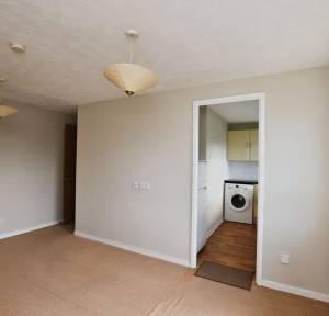 1 Bedroom Apartment / Studio for sale in Windwhistle Way, Salisbury