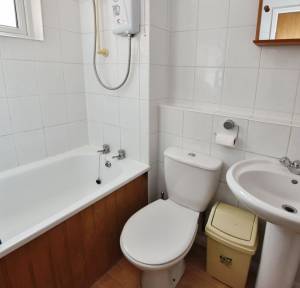 1 Bedroom Apartment / Studio for sale in Windwhistle Way, Salisbury