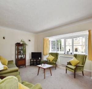 2 Bedroom Flat for sale in West Street, Salisbury