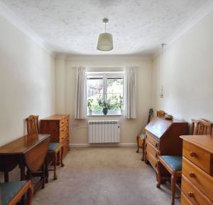 2 Bedroom Flat for sale in West Street, Salisbury