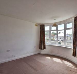 2 Bedroom Bungalow for sale in Greenwood Avenue, Salisbury