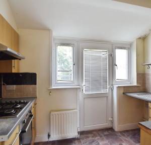 2 Bedroom Bungalow for sale in Greenwood Avenue, Salisbury