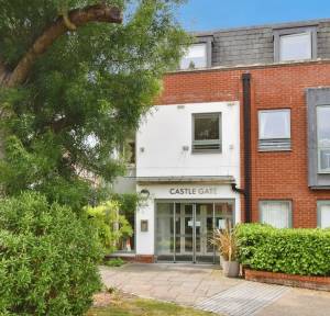 1 Bedroom Apartment / Studio for sale in Endless Street, Salisbury