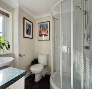 3 Bedroom House for sale in The Borough, Salisbury