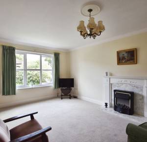 2 Bedroom Retirement for sale in Earls Manor Court, Salisbury