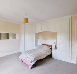 2 Bedroom Retirement for sale in Earls Manor Court, Salisbury