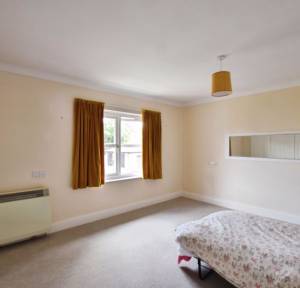 2 Bedroom Retirement for sale in Earls Manor Court, Salisbury