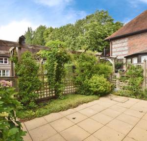 2 Bedroom Retirement for sale in Earls Manor Court, Salisbury