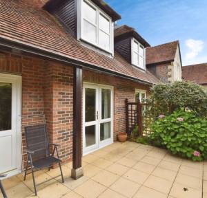2 Bedroom Retirement for sale in Earls Manor Court, Salisbury