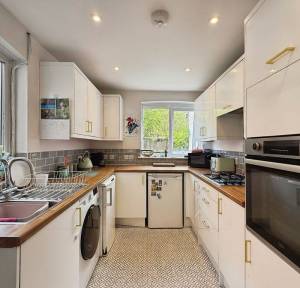 2 Bedroom House for sale in Riverside, Salisbury