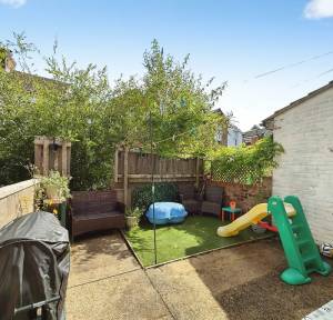 2 Bedroom House for sale in Riverside, Salisbury