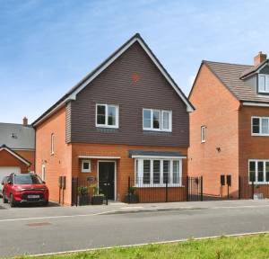 4 Bedroom House for sale in Archers Way, Salisbury