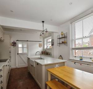 4 Bedroom House for sale in Belle Vue Road, Salisbury
