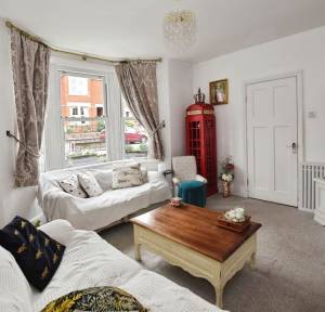4 Bedroom House for sale in Belle Vue Road, Salisbury